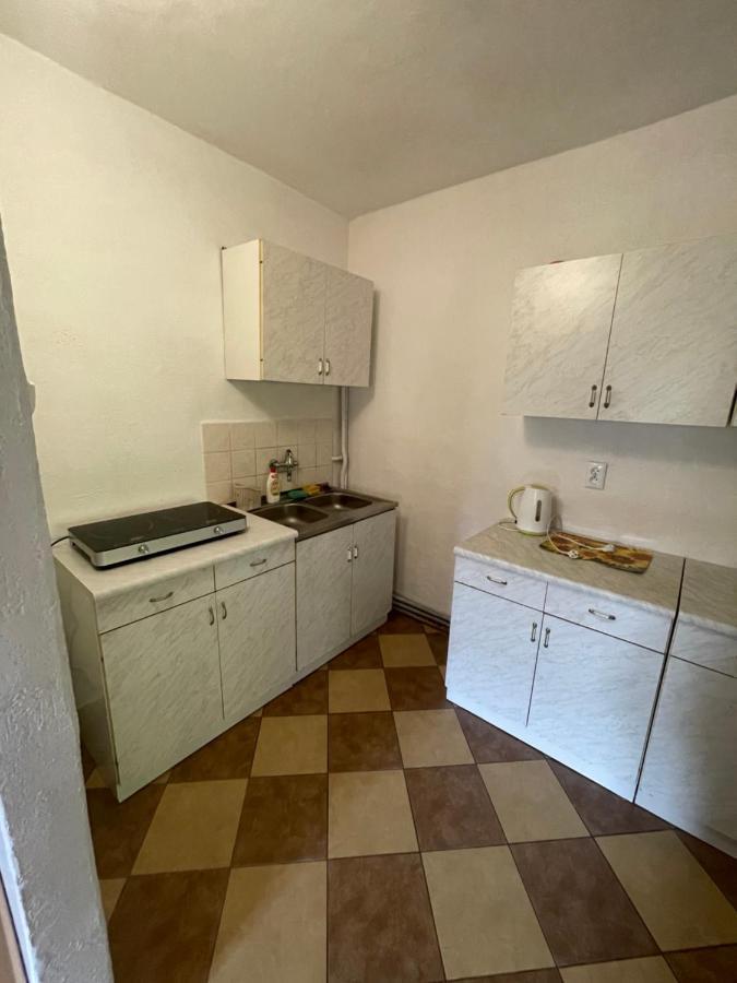 Pod Piekielkiem Apartment Szczytna Ngoại thất bức ảnh
